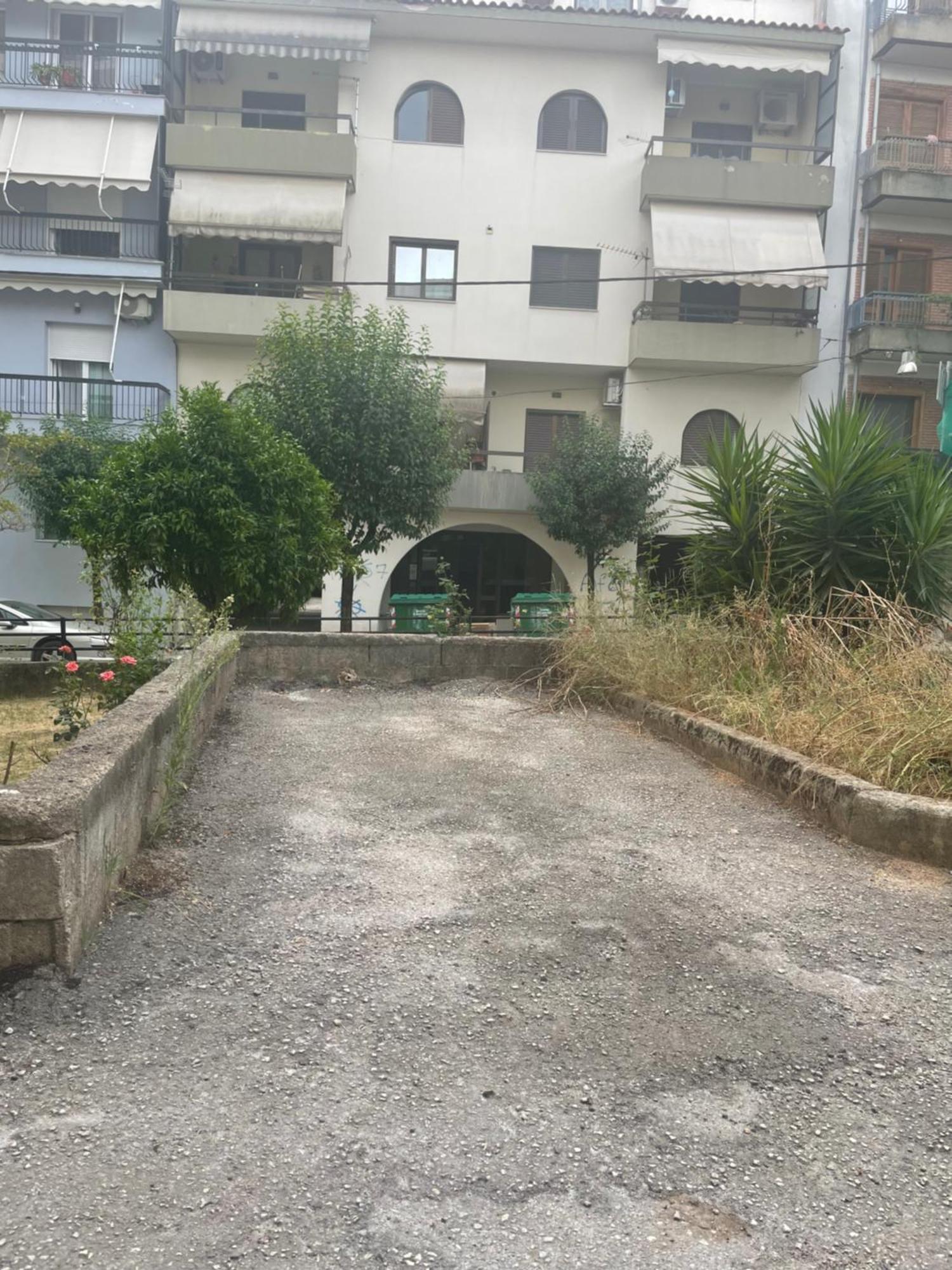 Estella Ioannina Luaran gambar